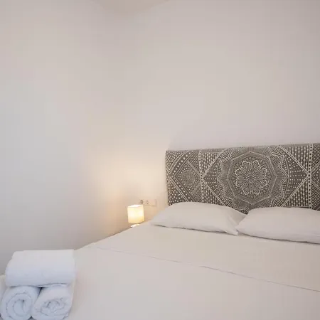 Mykonos Stylish Apts Perfect For 8 People W Pool Apartment